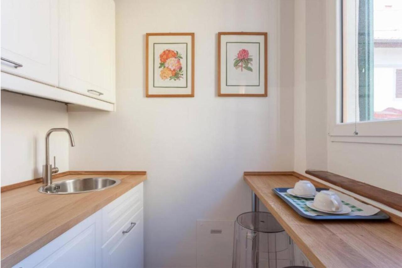 Santo Spirito Boutique Apartments Флоренция Экстерьер фото