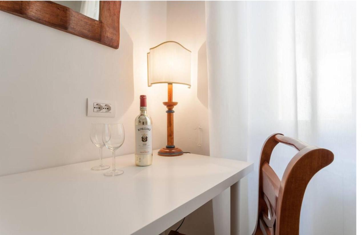 Santo Spirito Boutique Apartments Флоренция Экстерьер фото