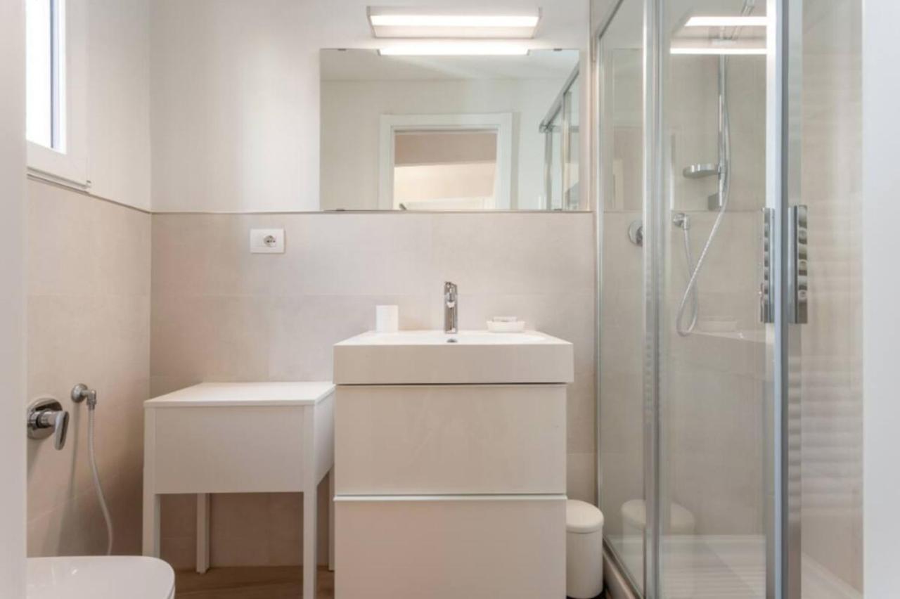 Santo Spirito Boutique Apartments Флоренция Экстерьер фото